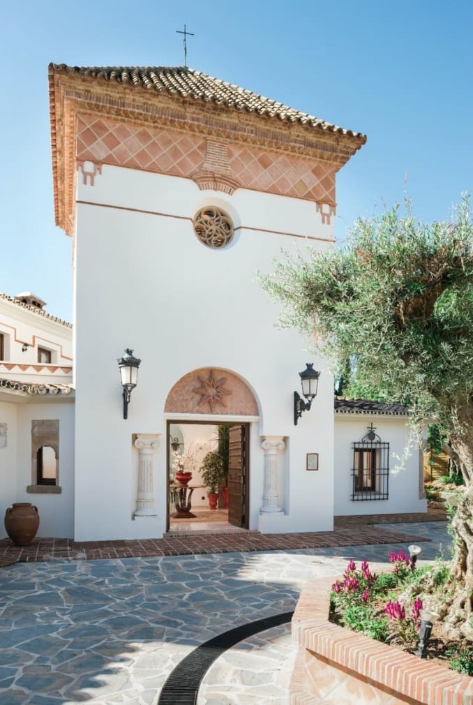 12 soveværelse Villa til salg i Golden Mile med swimmingpool garage - € 7.000.000 (Ref: 8464455)