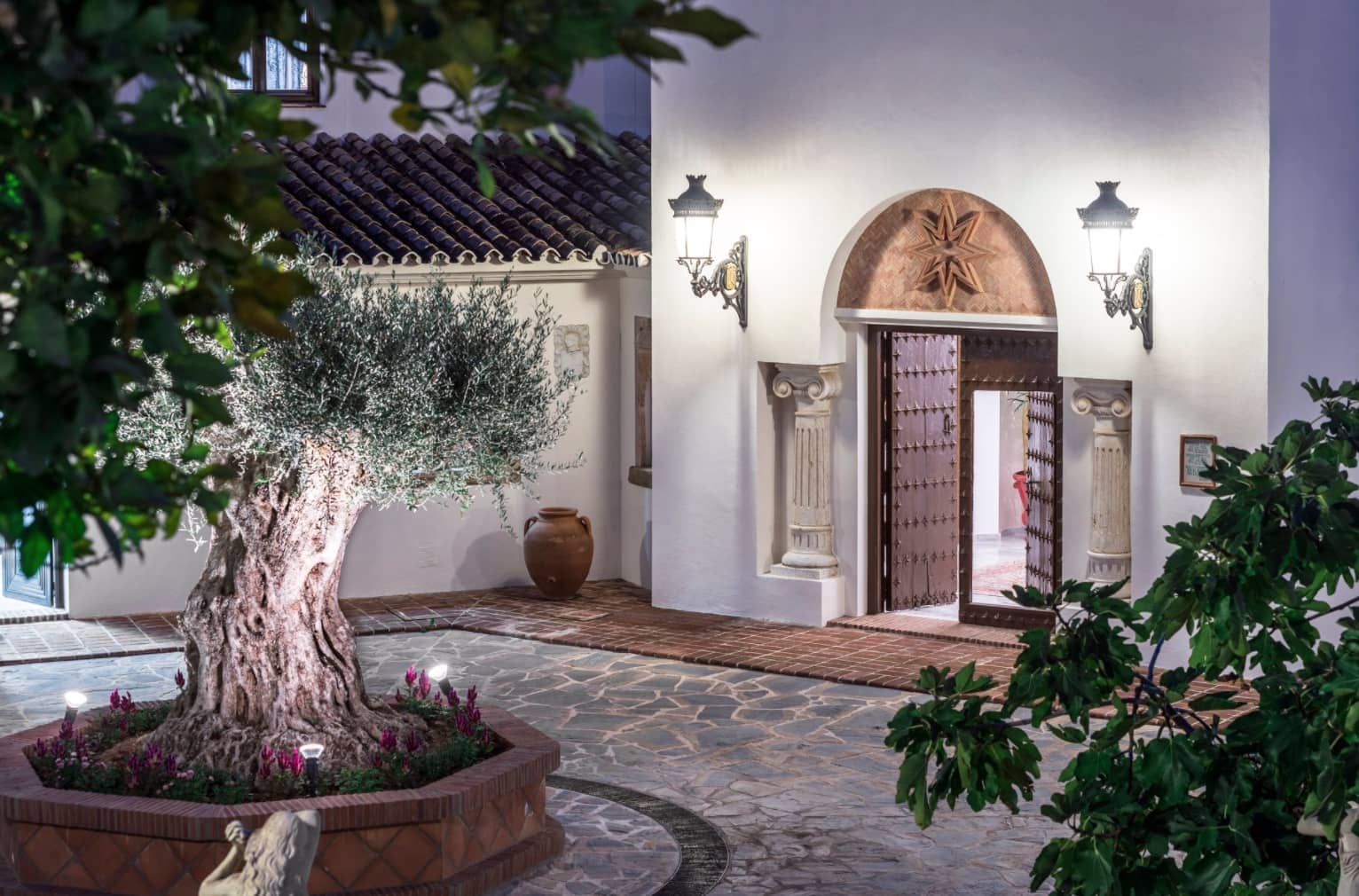 12 soveværelse Villa til salg i Golden Mile med swimmingpool garage - € 7.000.000 (Ref: 8464455)