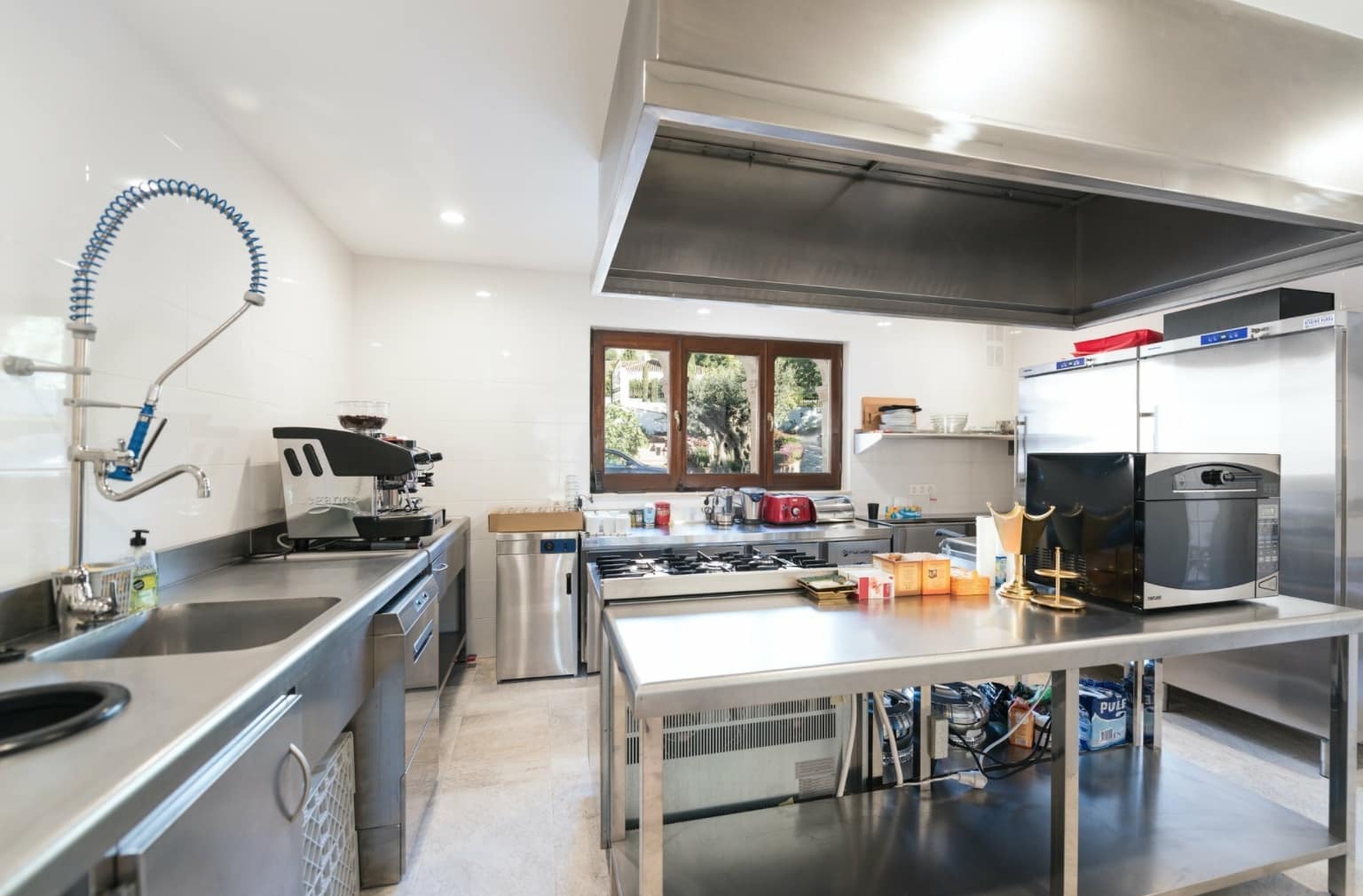 12 soveværelse Villa til salg i Golden Mile med swimmingpool garage - € 7.000.000 (Ref: 8464455)