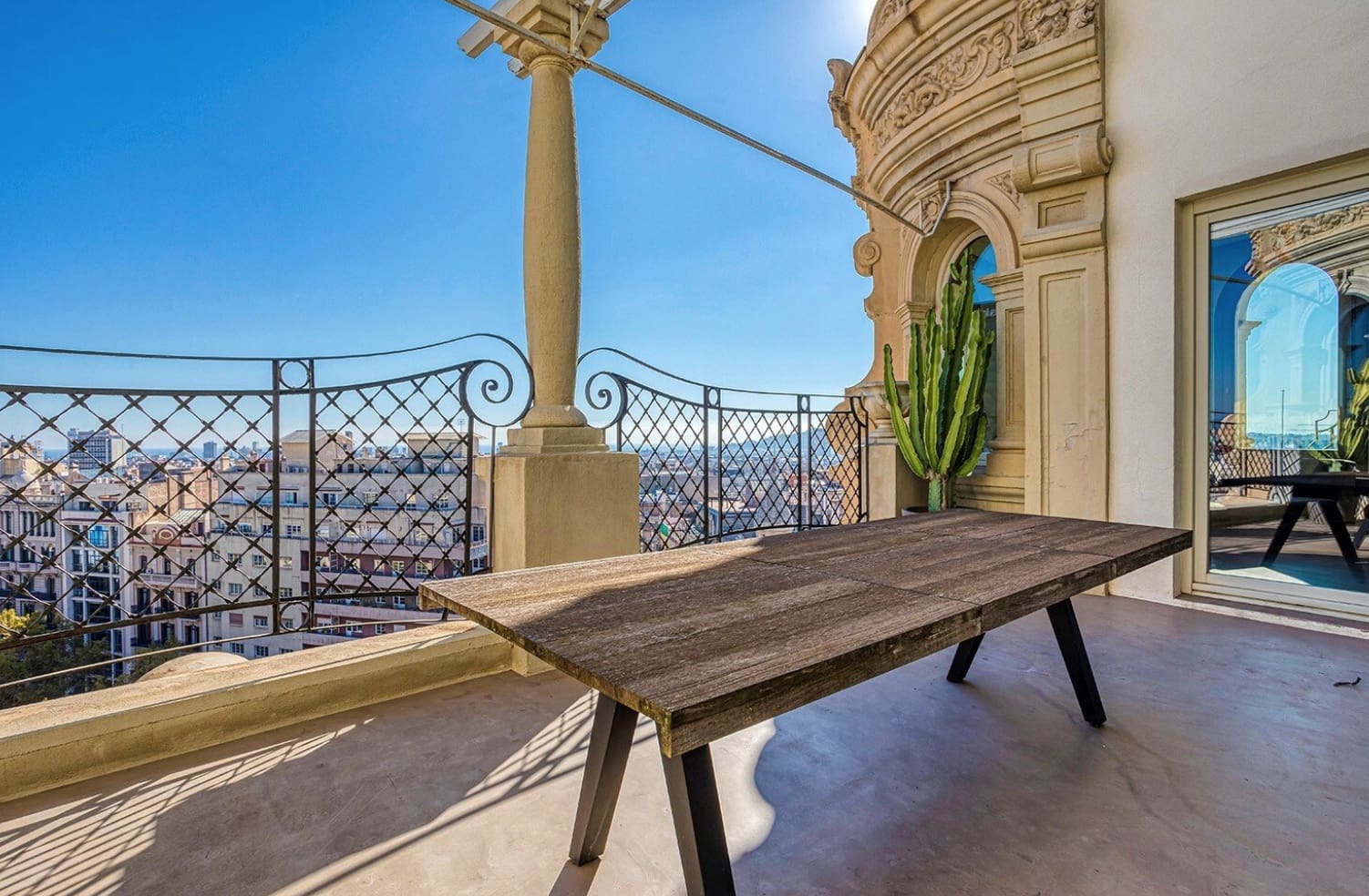 4 soveværelse Penthouse til salg i Barcelona by med swimmingpool garage - € 3.500.000 (Ref: 8464456)