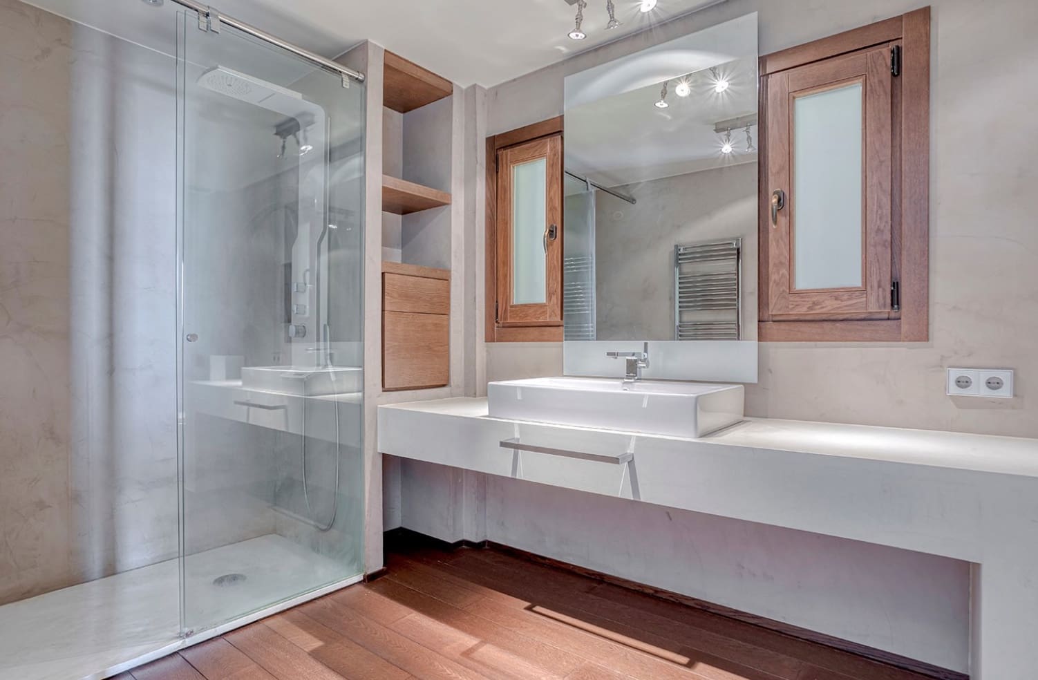 4 soveværelse Penthouse til salg i Barcelona by med swimmingpool garage - € 3.500.000 (Ref: 8464456)