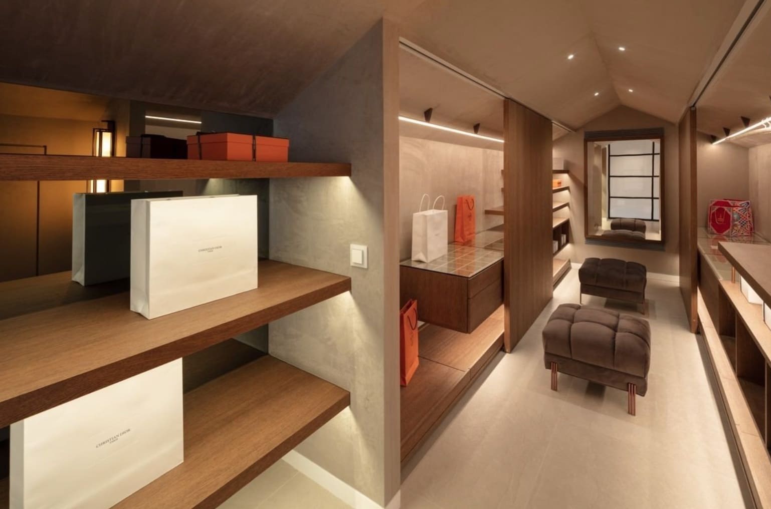 5 bedroom Villa for sale in Nueva Andalucia with pool garage - € 4,995,000 (Ref: 8464459)