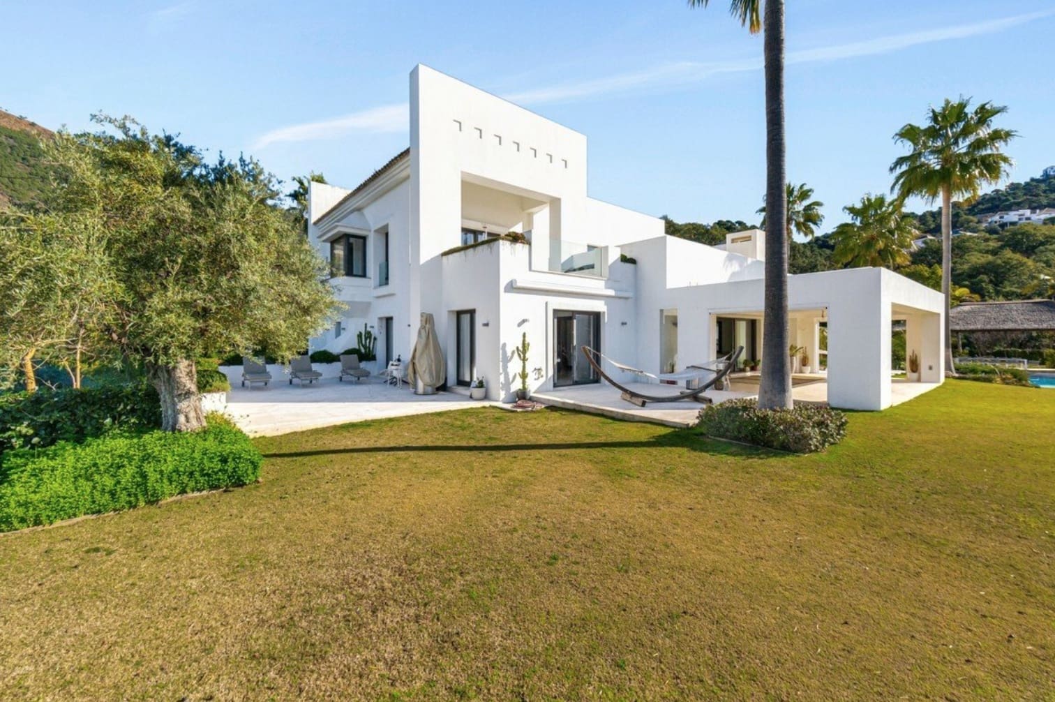 6 soverom Villa til salgs i Marbella med svømmebasseng garasje - € 6 995 000 (Ref: 8464460)