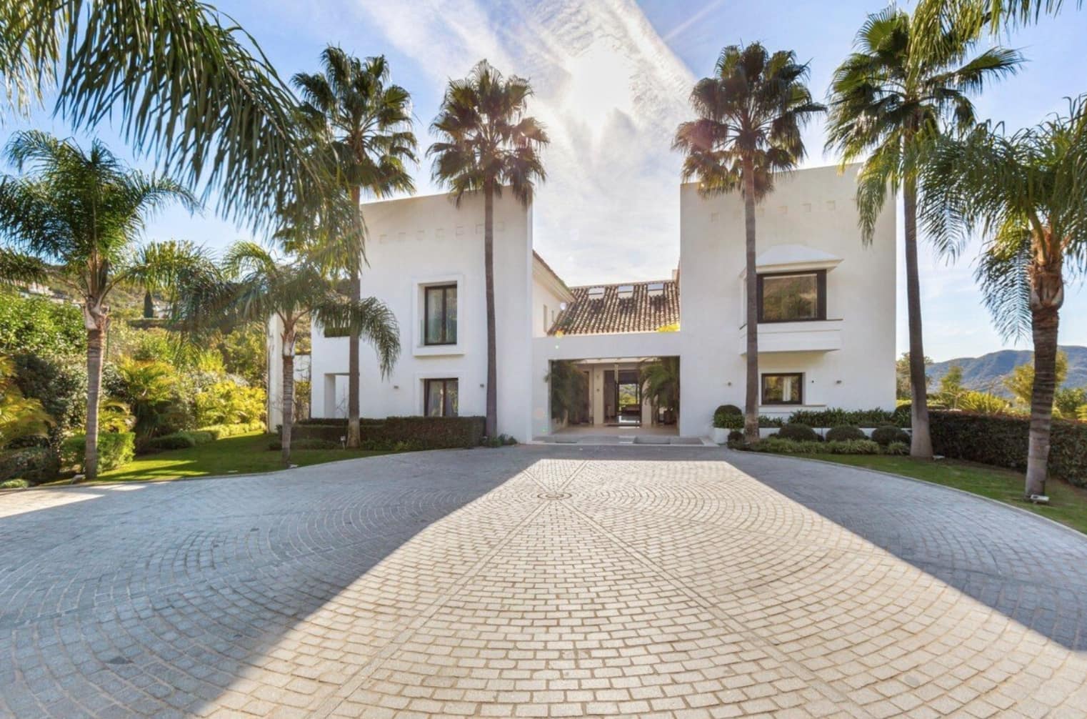 6 soverom Villa til salgs i Marbella med svømmebasseng garasje - € 6 995 000 (Ref: 8464460)