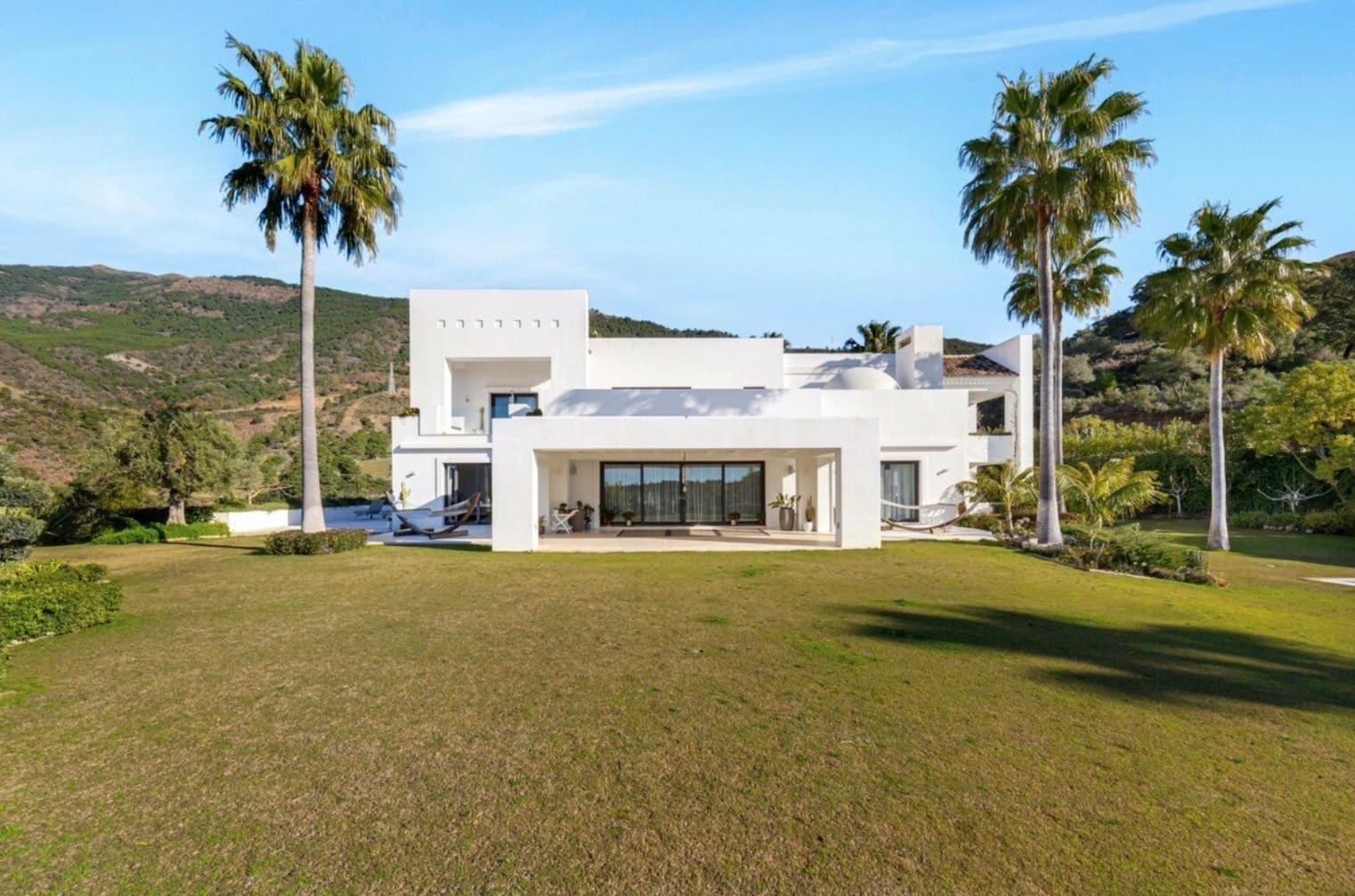 6 soverom Villa til salgs i Marbella med svømmebasseng garasje - € 6 995 000 (Ref: 8464460)