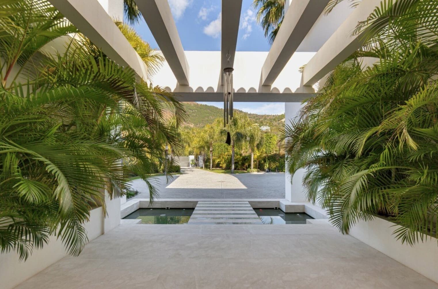 6 soverom Villa til salgs i Marbella med svømmebasseng garasje - € 6 995 000 (Ref: 8464460)