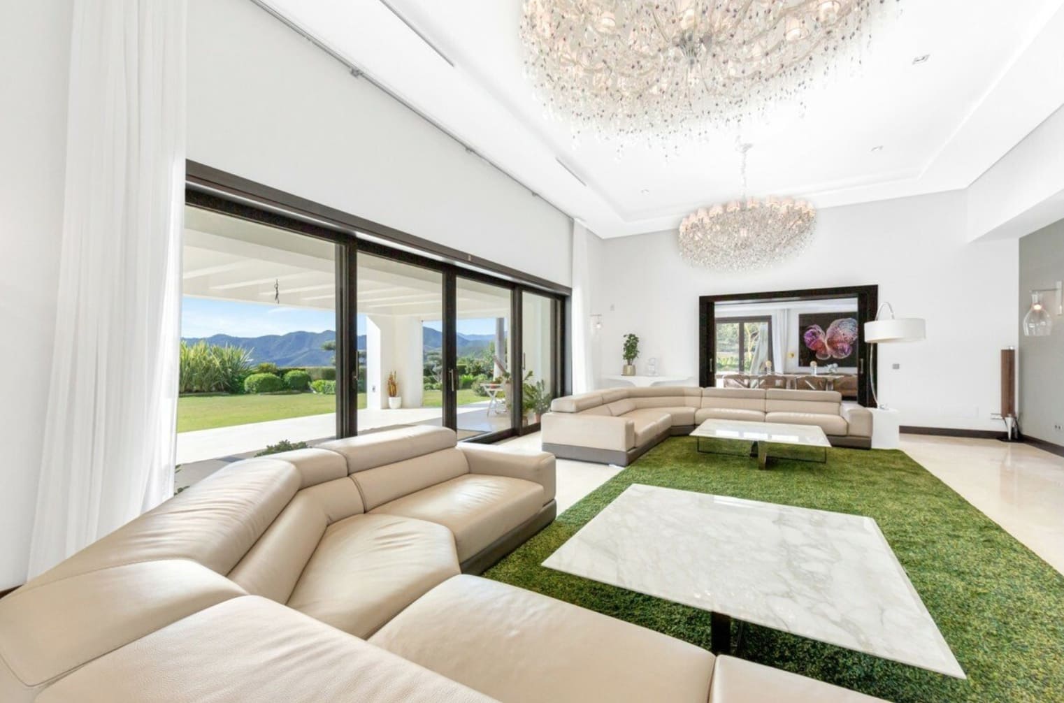 6 soverom Villa til salgs i Marbella med svømmebasseng garasje - € 6 995 000 (Ref: 8464460)