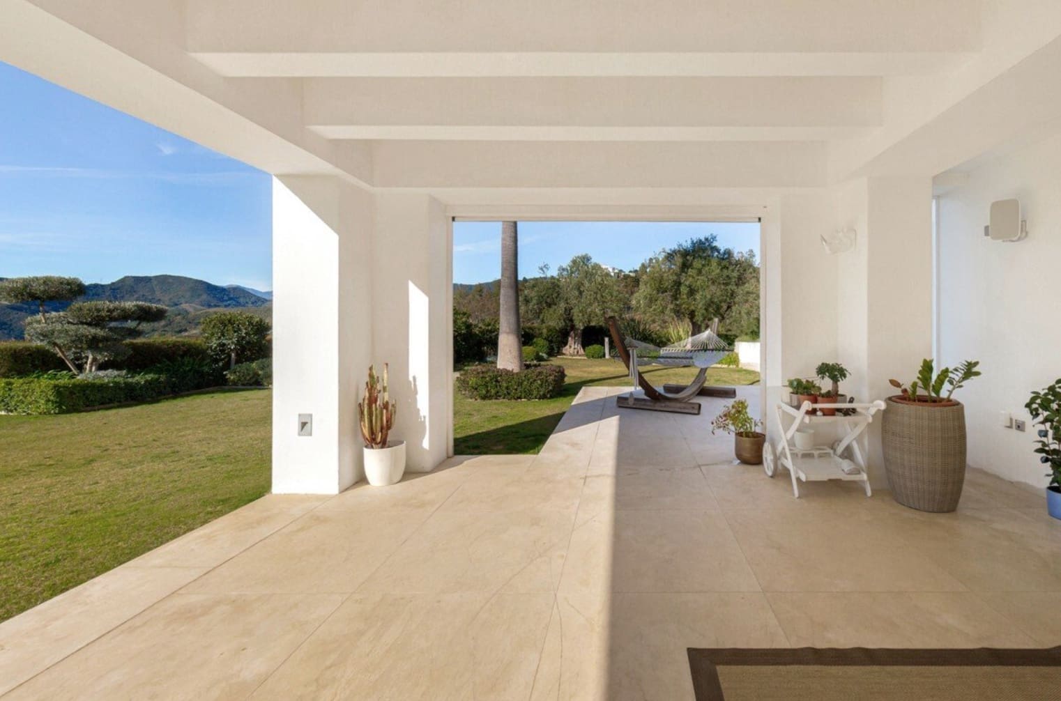 6 soverom Villa til salgs i Marbella med svømmebasseng garasje - € 6 995 000 (Ref: 8464460)