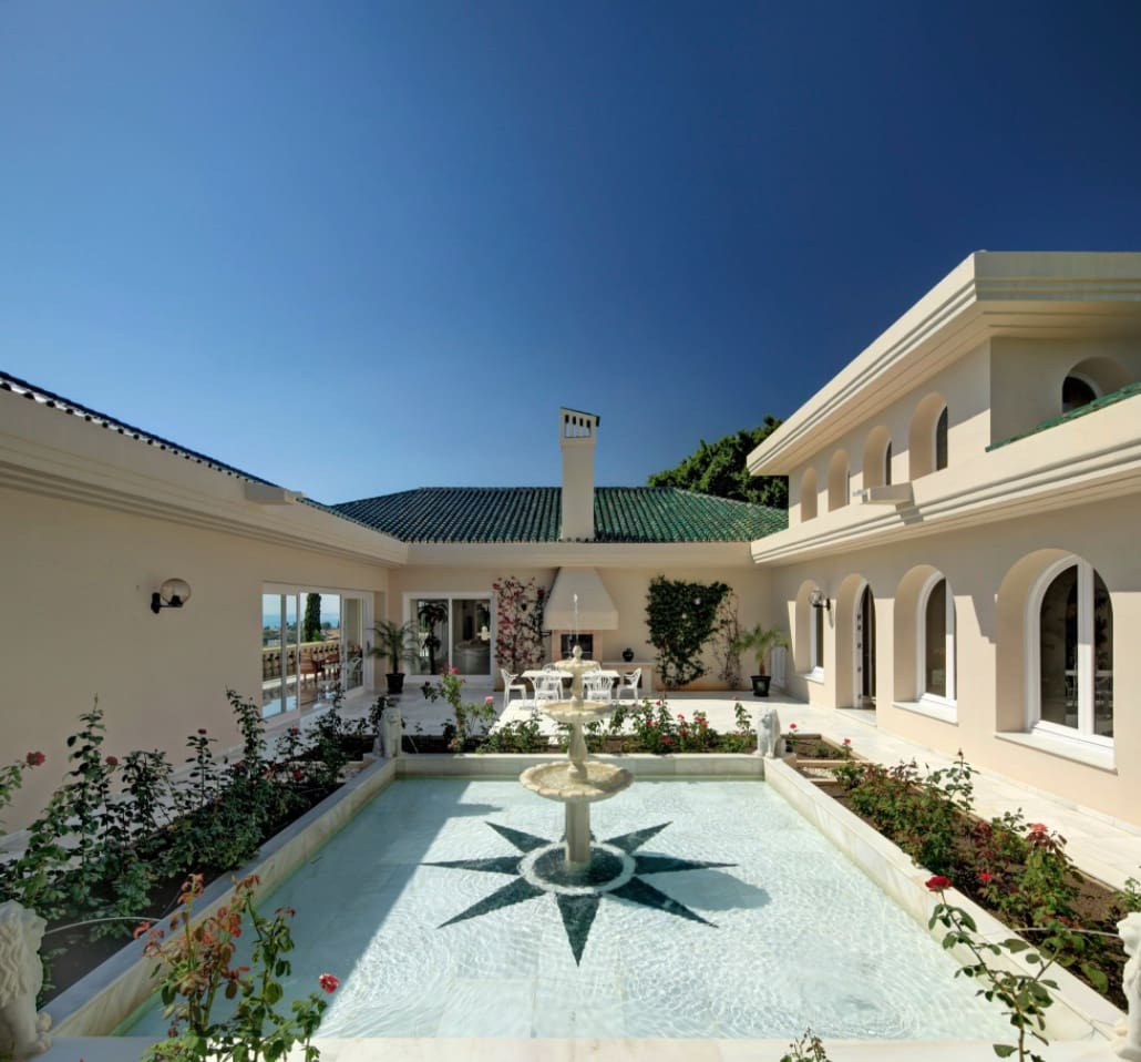 10 quarto Moradia para venda em Marbella com piscina garagem - 9 800 000 € (Ref: 8464461)