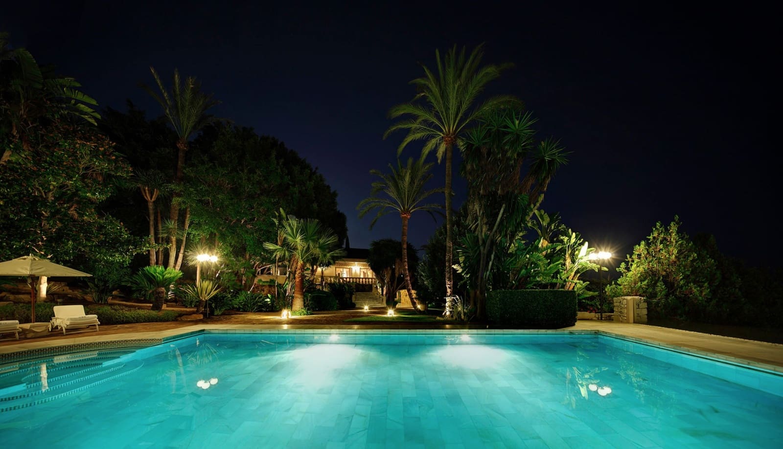 10 quarto Moradia para venda em Marbella com piscina garagem - 9 800 000 € (Ref: 8464461)