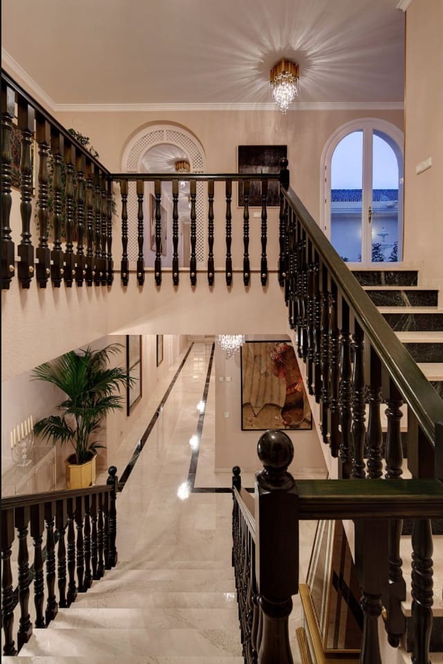 10 quarto Moradia para venda em Marbella com piscina garagem - 9 800 000 € (Ref: 8464461)