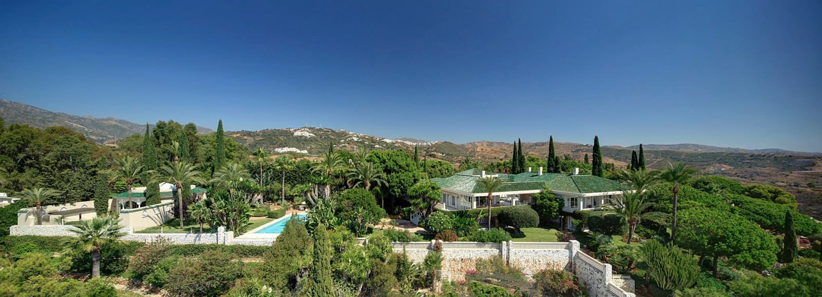 10 quarto Moradia para venda em Marbella com piscina garagem - 9 800 000 € (Ref: 8464461)