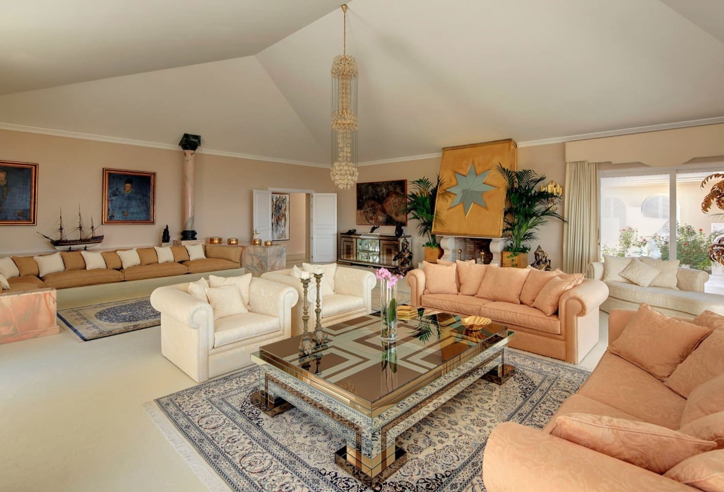 10 quarto Moradia para venda em Marbella com piscina garagem - 9 800 000 € (Ref: 8464461)