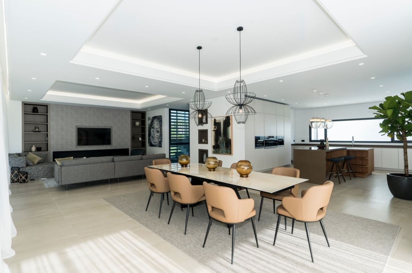 6 bedroom Villa for sale in Nueva Andalucia with pool garage - € 3,995,000 (Ref: 8464462)