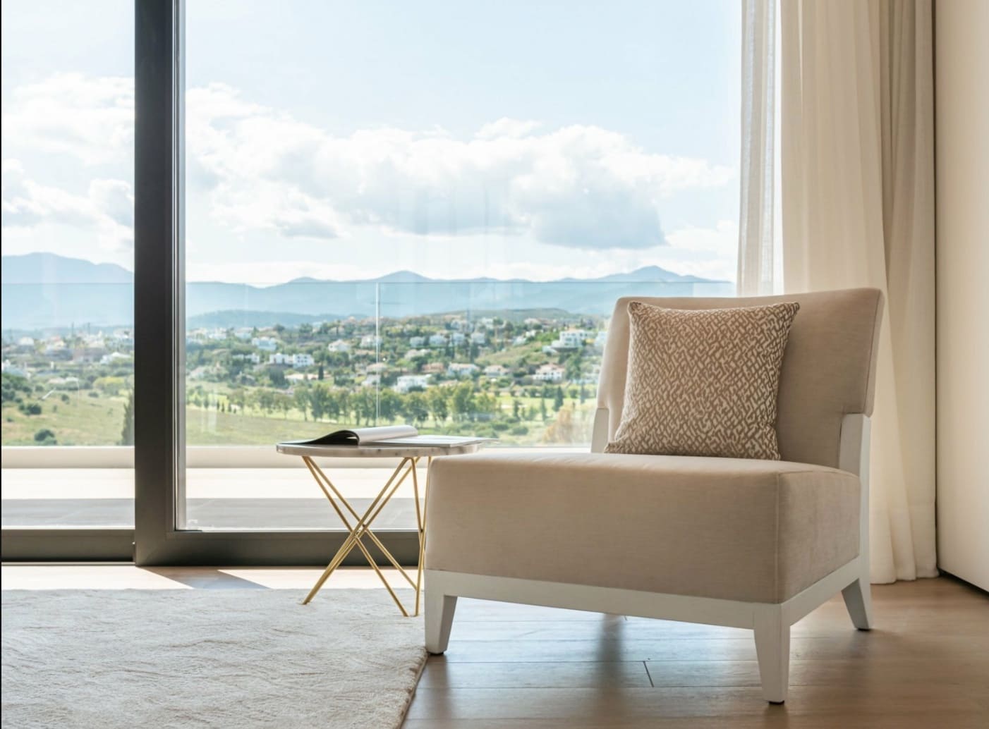 4 bedroom Villa for sale in Estepona with pool garage - € 2,350,000 (Ref: 8464463)