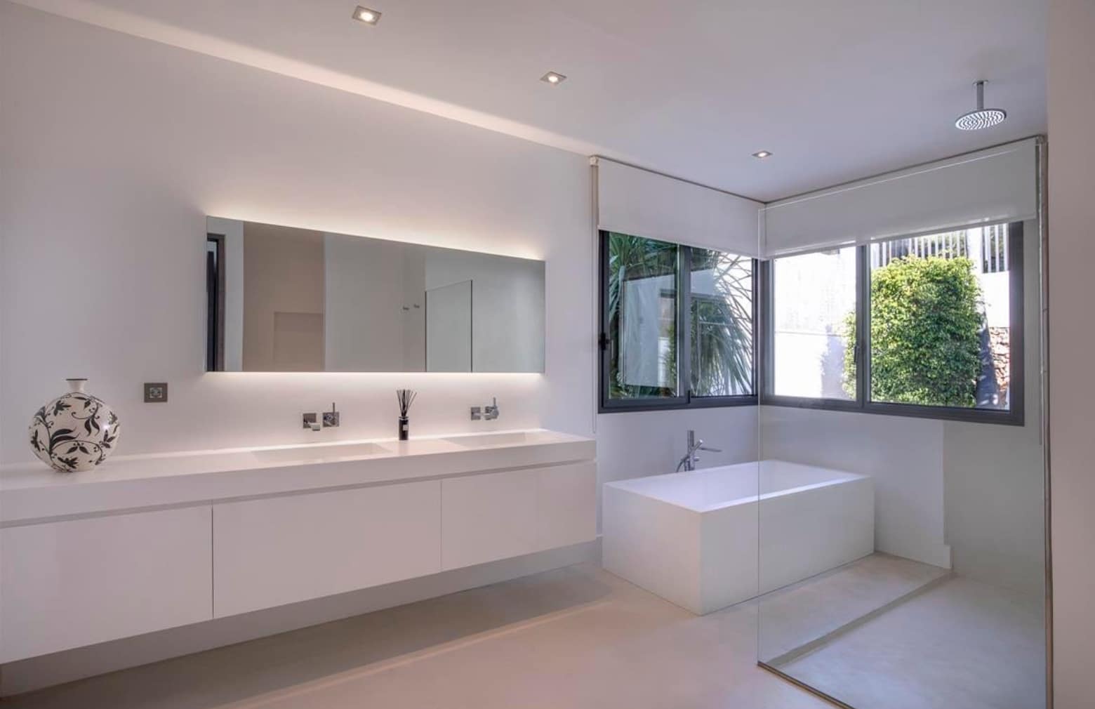 7 sypialnia Willa na sprzedaż w Golden Mile z basenem garażem - 6 900 000 € (Ref: 8464464)