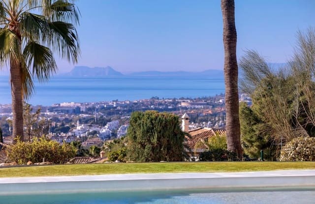 7 sypialnia Willa na sprzedaż w Sierra Blanca, Marbella z basenem garażem - 6 900 000 € (Ref: 8464464)