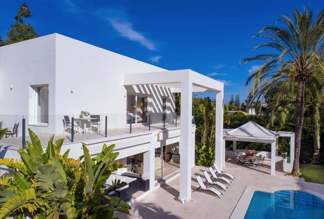 5 slaapkamer Villa te koop in Guadalmina, Marbella met zwembad garage - € 2.400.000 (Ref: 8464465)