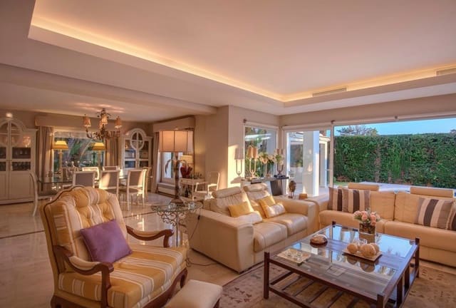 5 slaapkamer Villa te koop in Guadalmina, Marbella met zwembad garage - € 2.400.000 (Ref: 8464465)