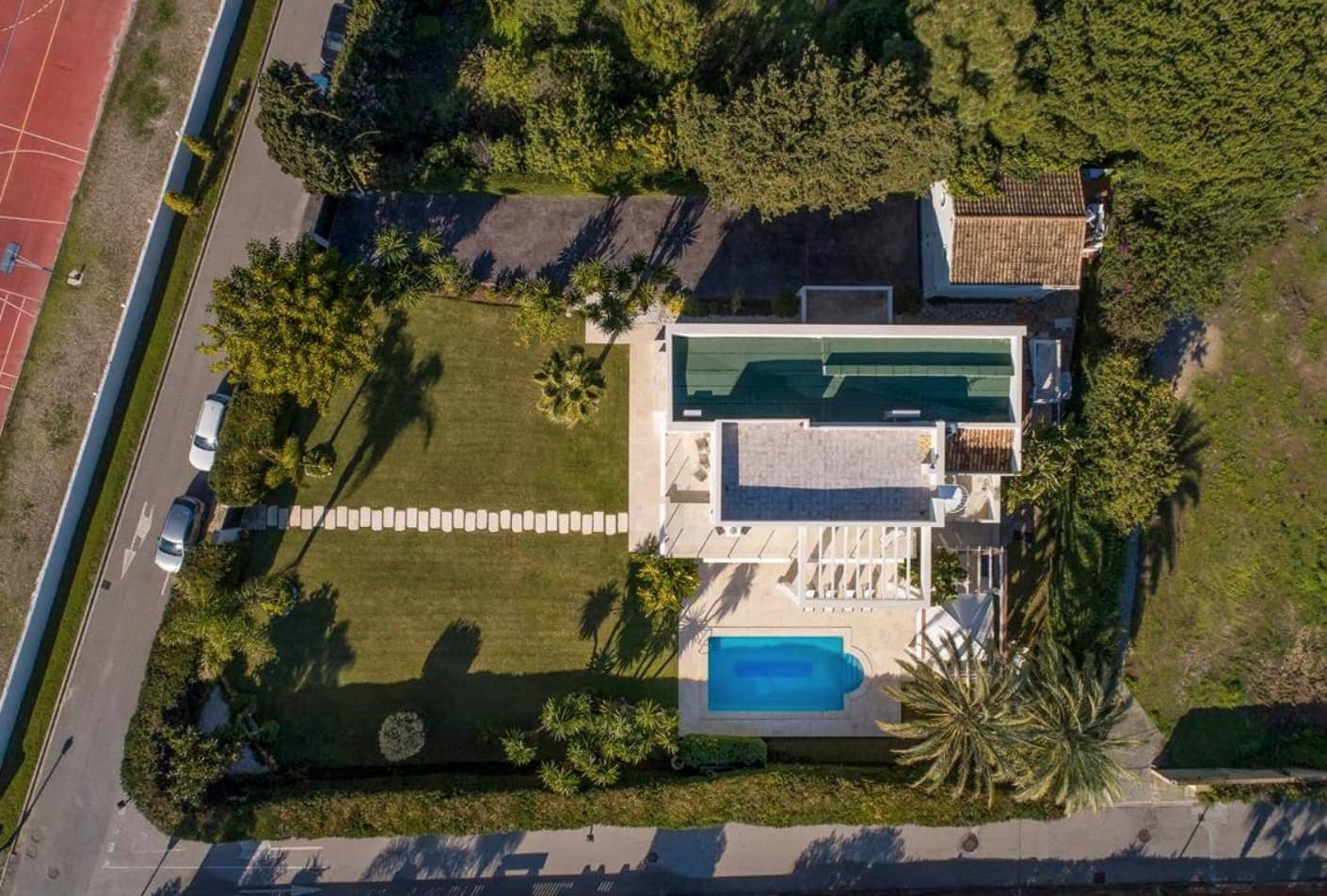 5 slaapkamer Villa te koop in Guadalmina met zwembad garage - € 2.400.000 (Ref: 8464465)