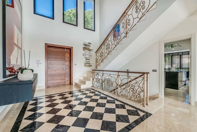 5 quarto Moradia para venda em Marbella com piscina garagem - 4 500 000 € (Ref: 8464471)