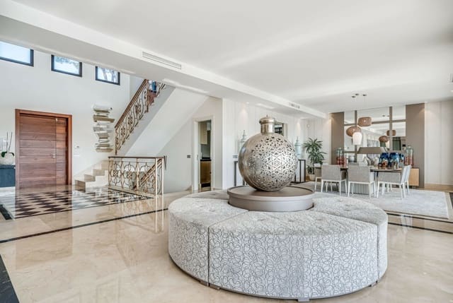 5 quarto Moradia para venda em Marbella com piscina garagem - 4 500 000 € (Ref: 8464471)