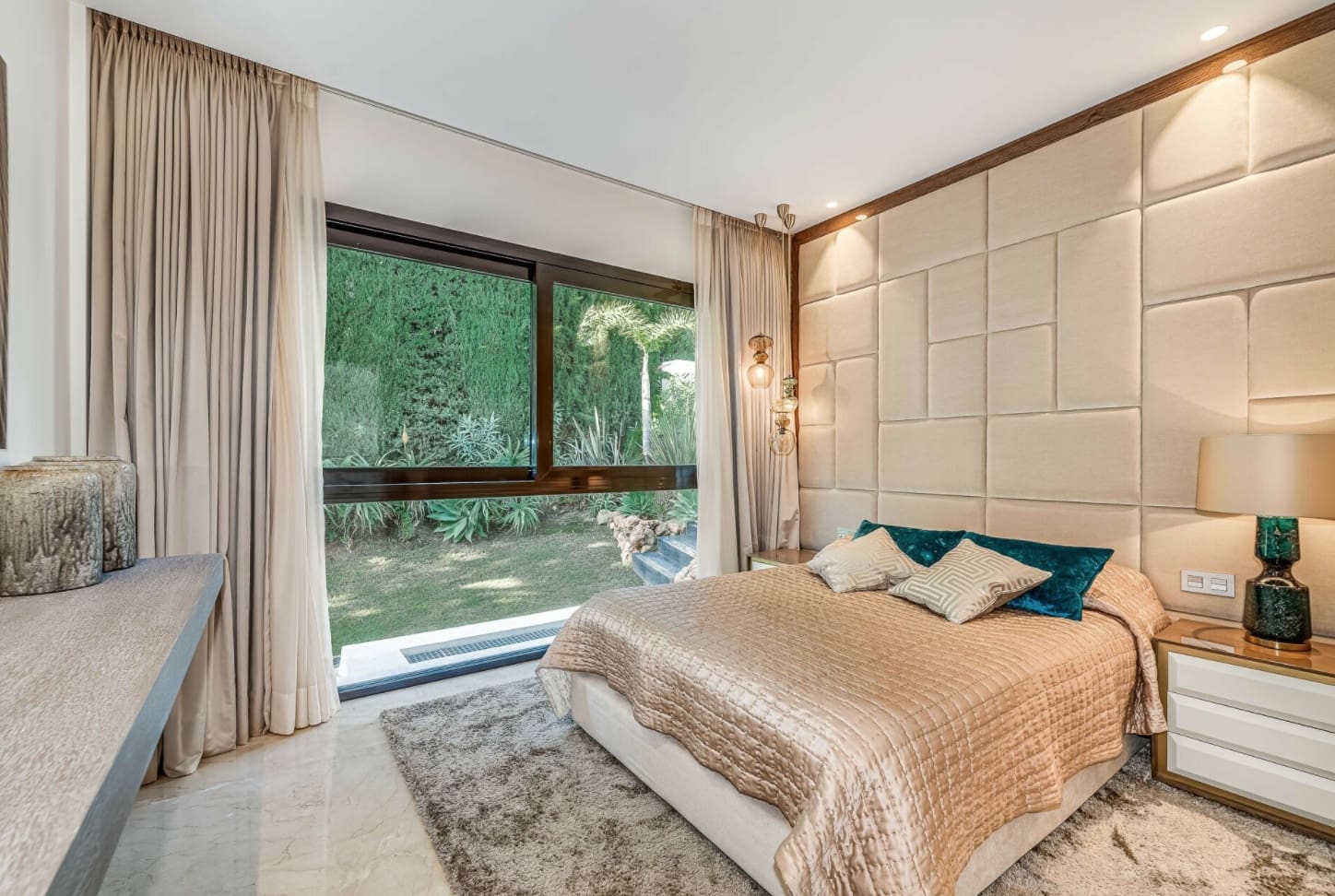 Chalet de 5 habitaciones en Marbella en venta con piscina garaje - 4.500.000 € (Ref: 8464471)