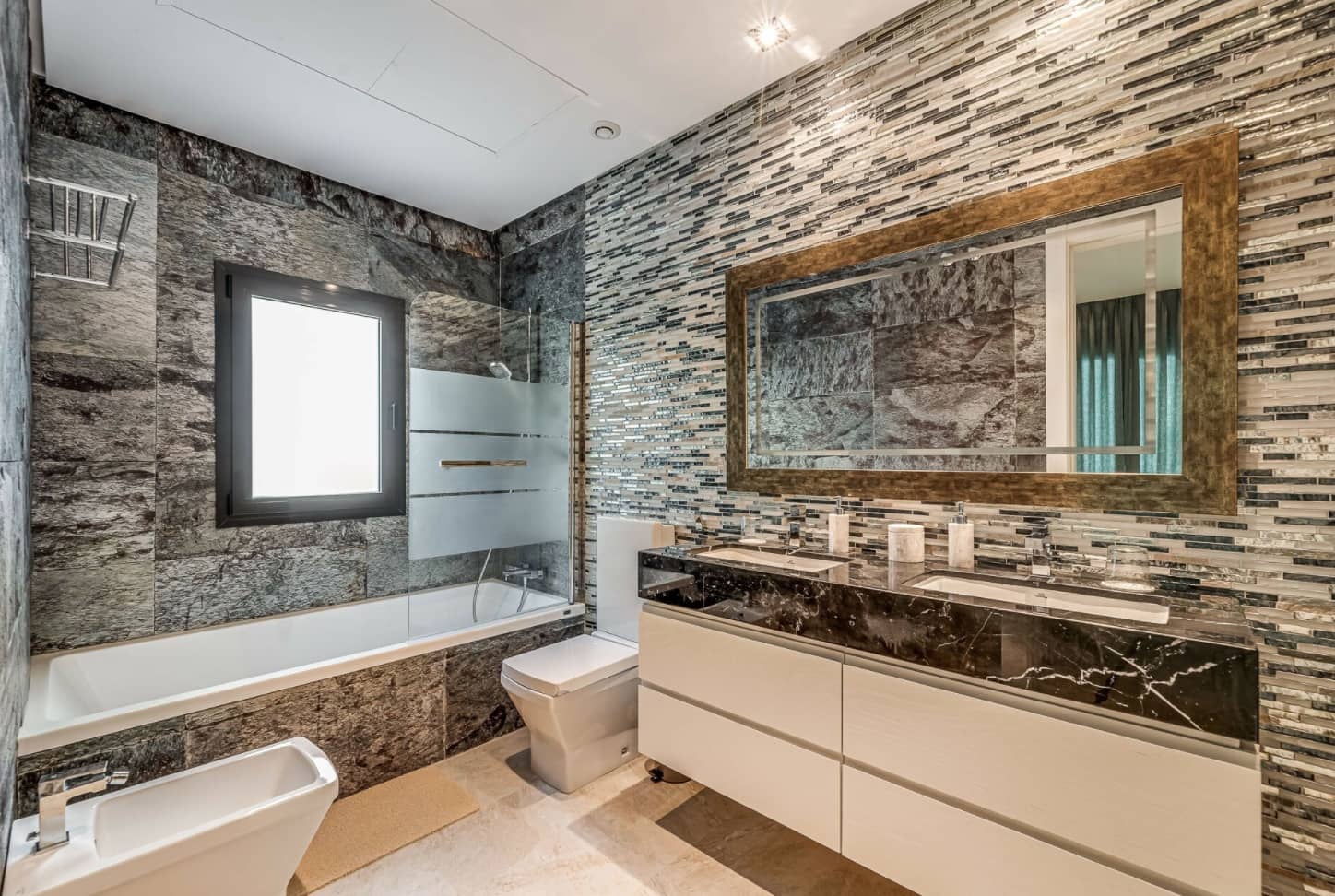 Chalet de 5 habitaciones en Marbella en venta con piscina garaje - 4.500.000 € (Ref: 8464471)