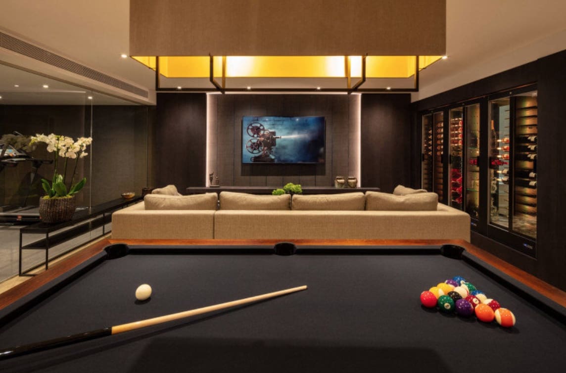 4 bedroom Villa for sale in Nueva Andalucia with pool garage - € 3,245,000 (Ref: 8464474)