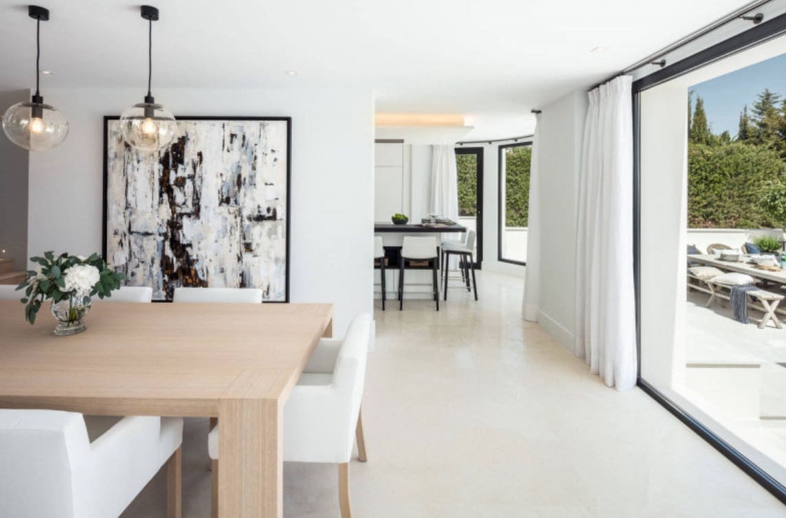 4 bedroom Villa for sale in Nueva Andalucia with pool garage - € 3,245,000 (Ref: 8464474)