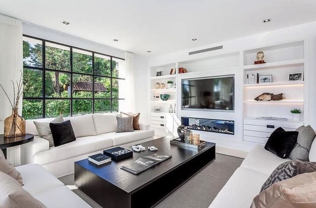 6 makuuhuone Huvila myytävänä paikassa Sierra Blanca, Marbella mukana uima-altaan 
autotalli - 4 690 000 € (Ref: 8464481)