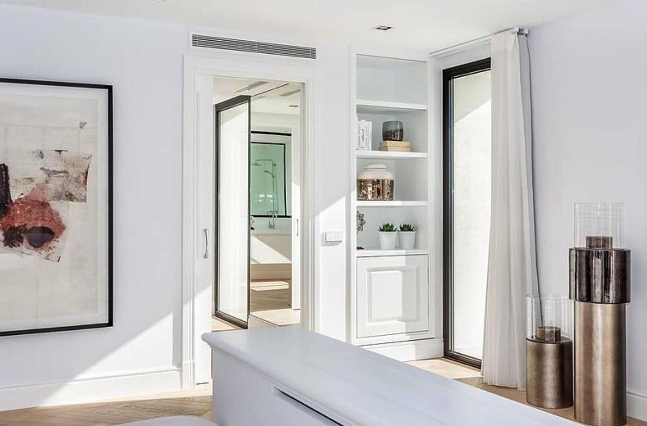 6 soverom Villa til salgs i Golden Mile med svømmebasseng garasje - € 4 690 000 (Ref: 8464481)