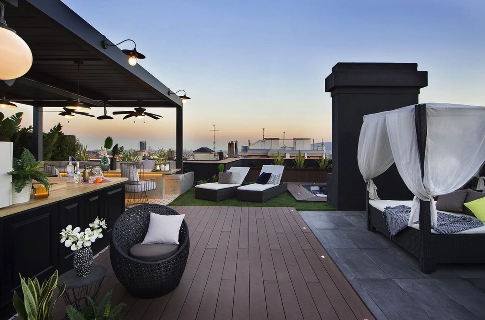 5 soveværelse Penthouse til salg i Barcelona by med garage - € 6.670.000 (Ref: 8464482)