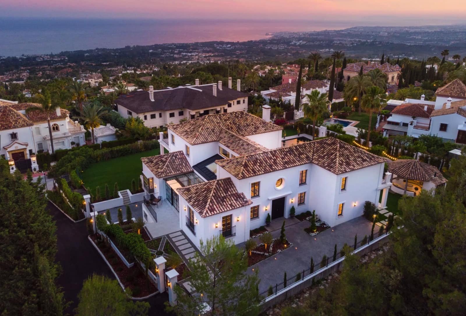 6 soveværelse Villa til salg i Golden Mile med swimmingpool garage - € 7.950.000 (Ref: 8464483)