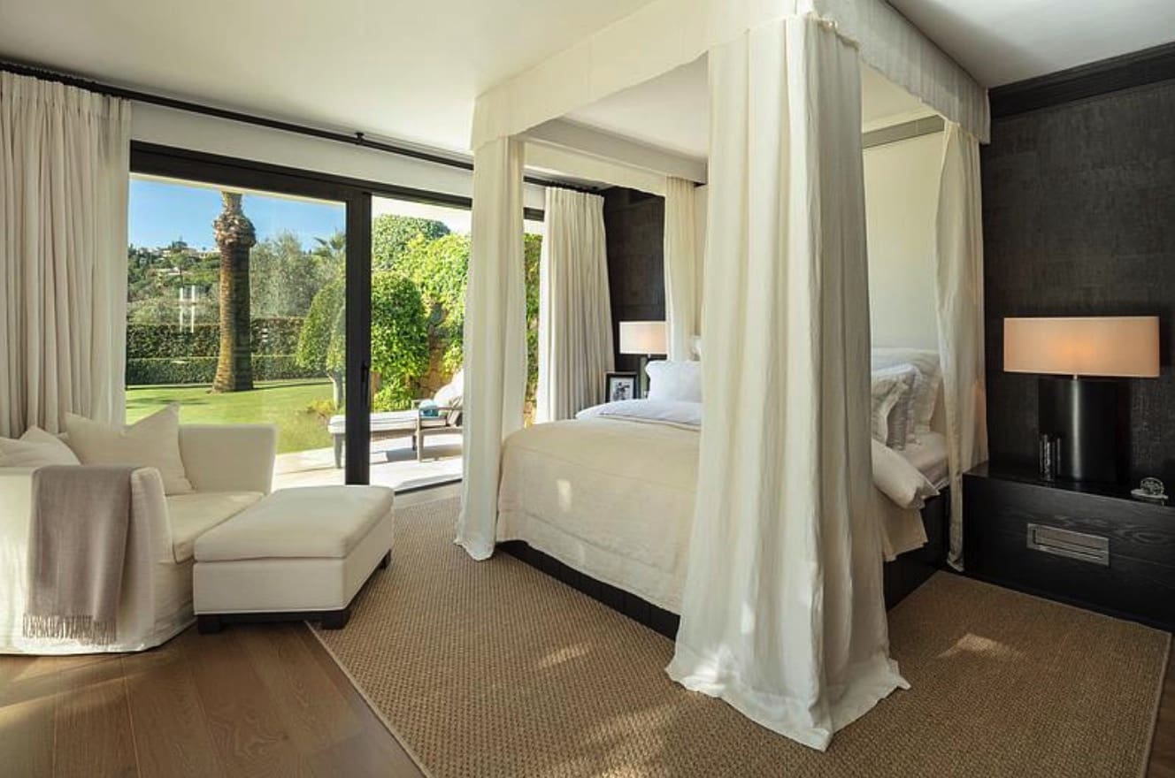 9 soveværelse Villa til salg i Marbella med swimmingpool garage - € 13.900.000 (Ref: 8464489)