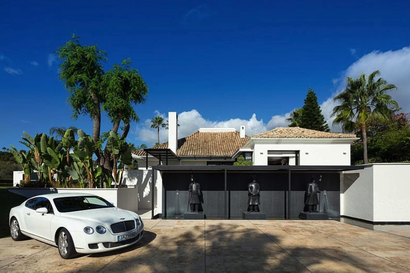 9 soveværelse Villa til salg i Marbella med swimmingpool garage - € 13.900.000 (Ref: 8464489)