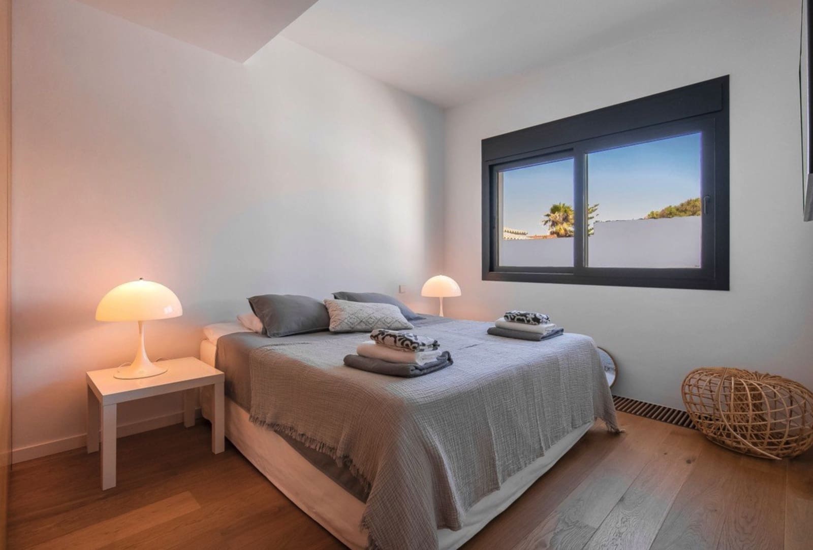 6 soverom Villa til salgs i Golden Mile med svømmebasseng garasje - € 6 000 000 (Ref: 8464490)