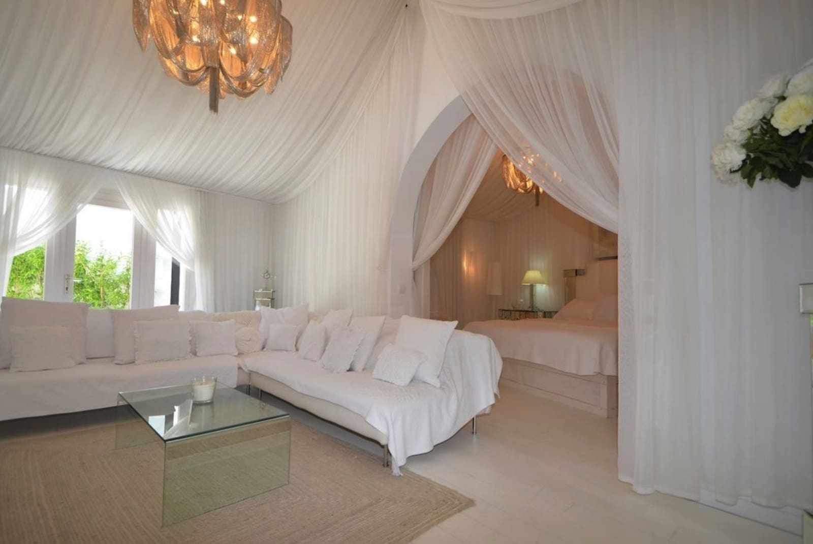 6 soveværelse Villa til salg i Los Monteros med swimmingpool garage - € 17.000.000 (Ref: 8464492)