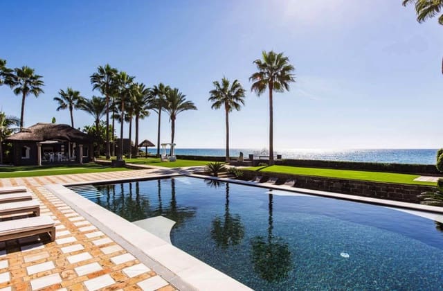 6 camera da letto Villa in vendita in Los Monteros, Marbella con piscina garage - 17.000.000 € (Rif: 8464492)