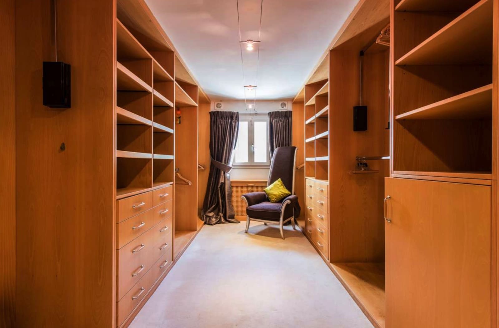 6 soveværelse Villa til salg i Los Monteros med swimmingpool garage - € 17.000.000 (Ref: 8464492)