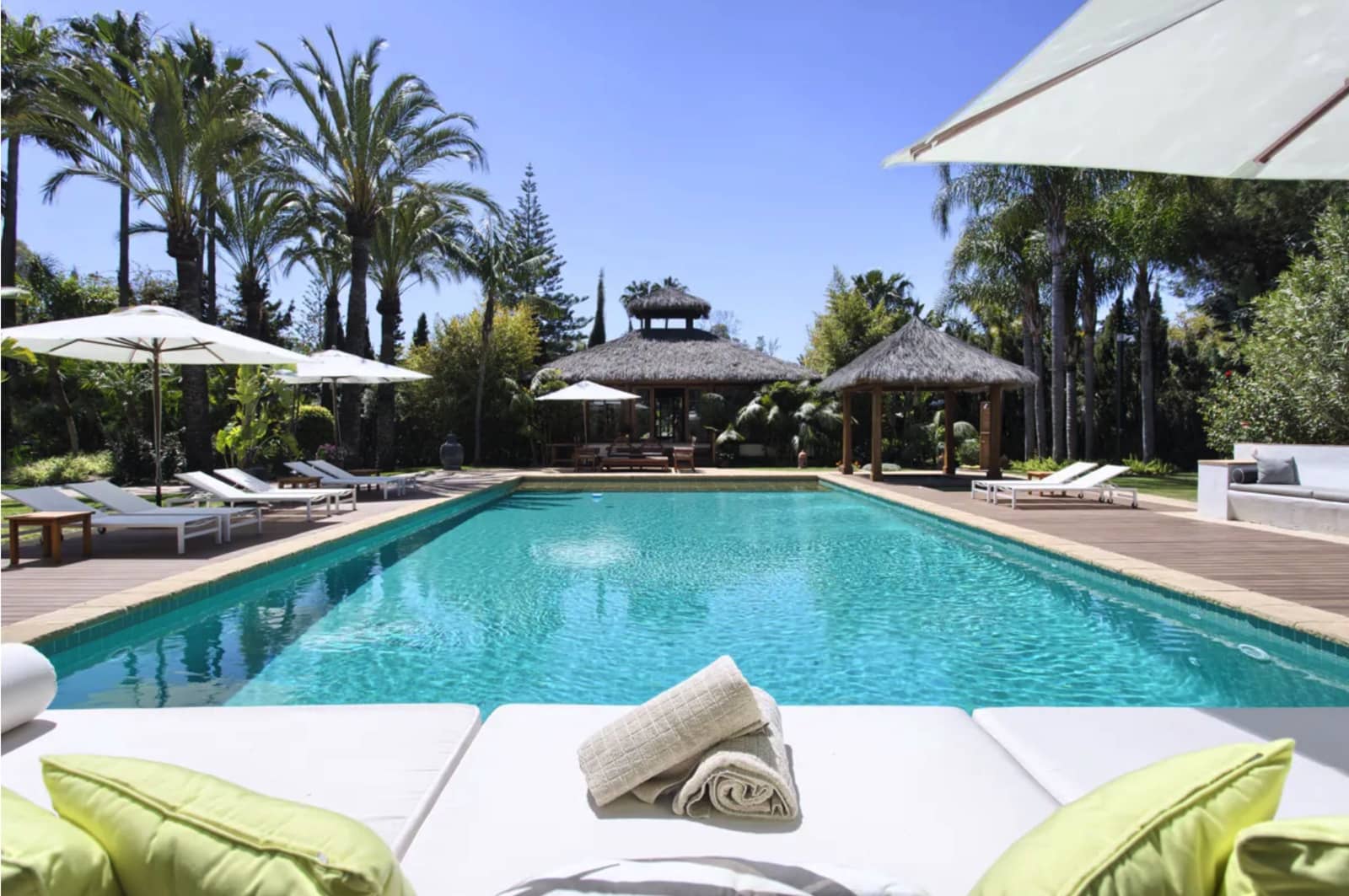 10 bedroom Villa for sale in Marbella with pool garage - € 11,817,000 (Ref: 8464494)