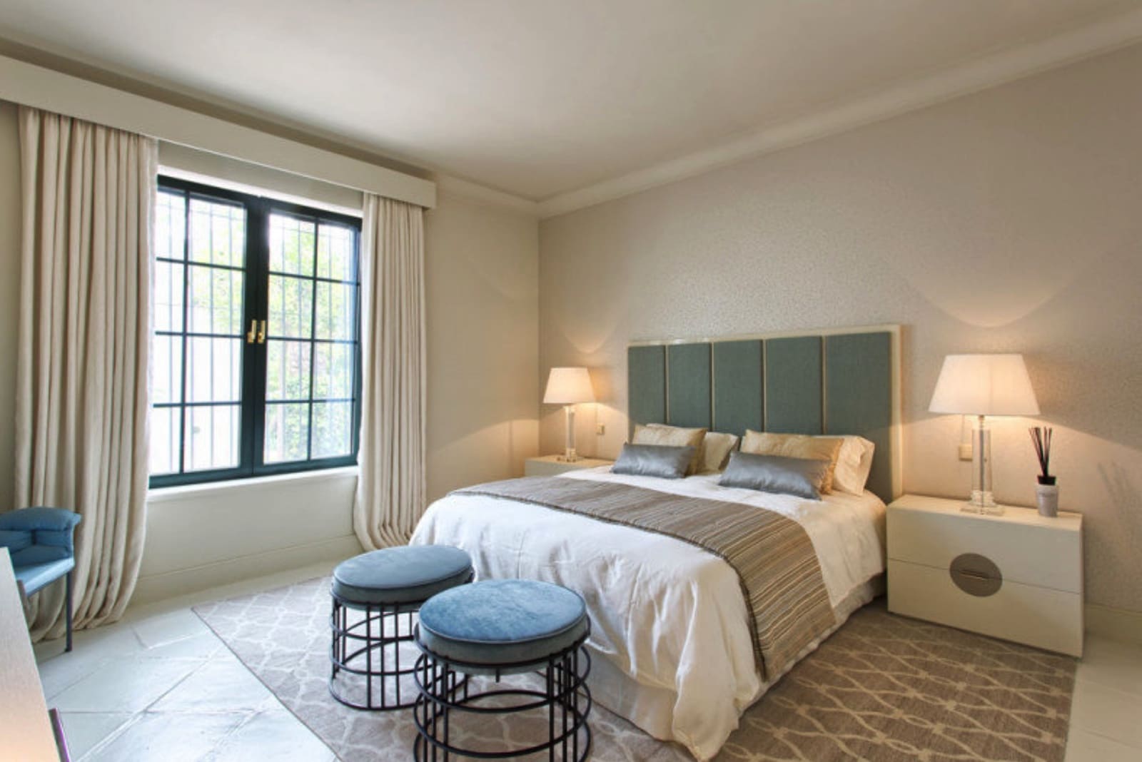 10 bedroom Villa for sale in Marbella with pool garage - € 11,817,000 (Ref: 8464494)