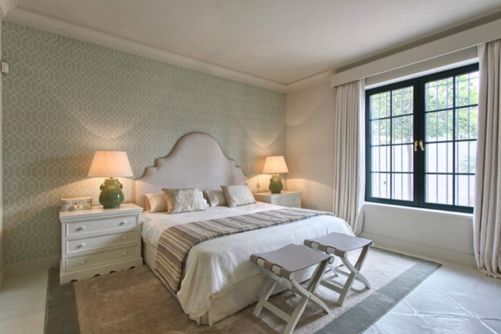 10 bedroom Villa for sale in Marbella with pool garage - € 11,817,000 (Ref: 8464494)