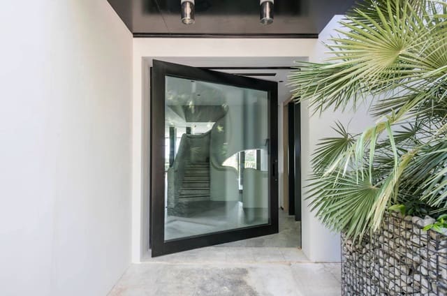 5 makuuhuone Huvila myytävänä paikassa Pedralbes, Barcelona kaupunki mukana uima-altaan 
autotalli - 11 500 000 € (Ref: 8464498)