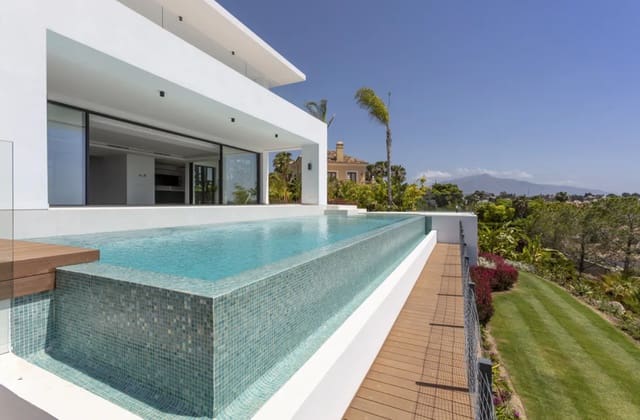 4 chambre Villa/Maison à vendre à Estepona avec piscine garage - 3 650 000 € (Ref: 8464500)