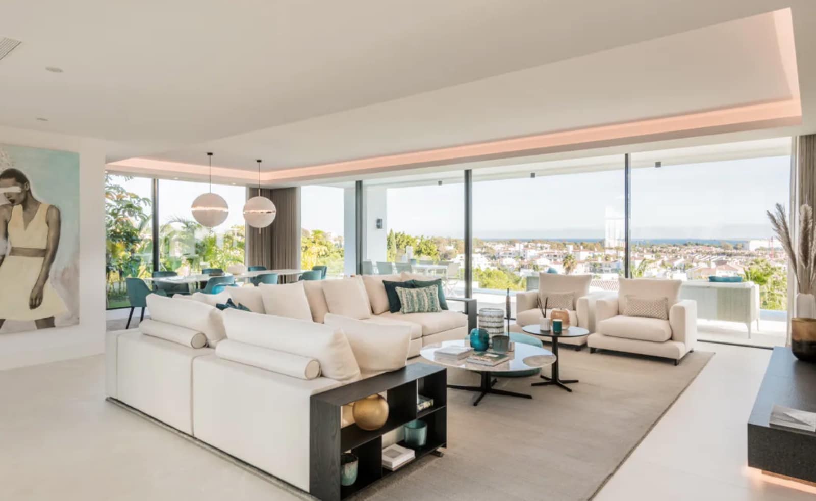 4 makuuhuone Huvila myytävänä paikassa Estepona mukana uima-altaan 
autotalli - 3 650 000 € (Ref: 8464500)