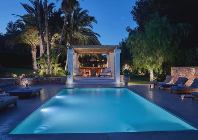 6 makuuhuone Huvila myytävänä paikassa San Jose / Sant Josep de Sa Talaia mukana uima-altaan 
autotalli - 6 800 000 € (Ref: 8477135)