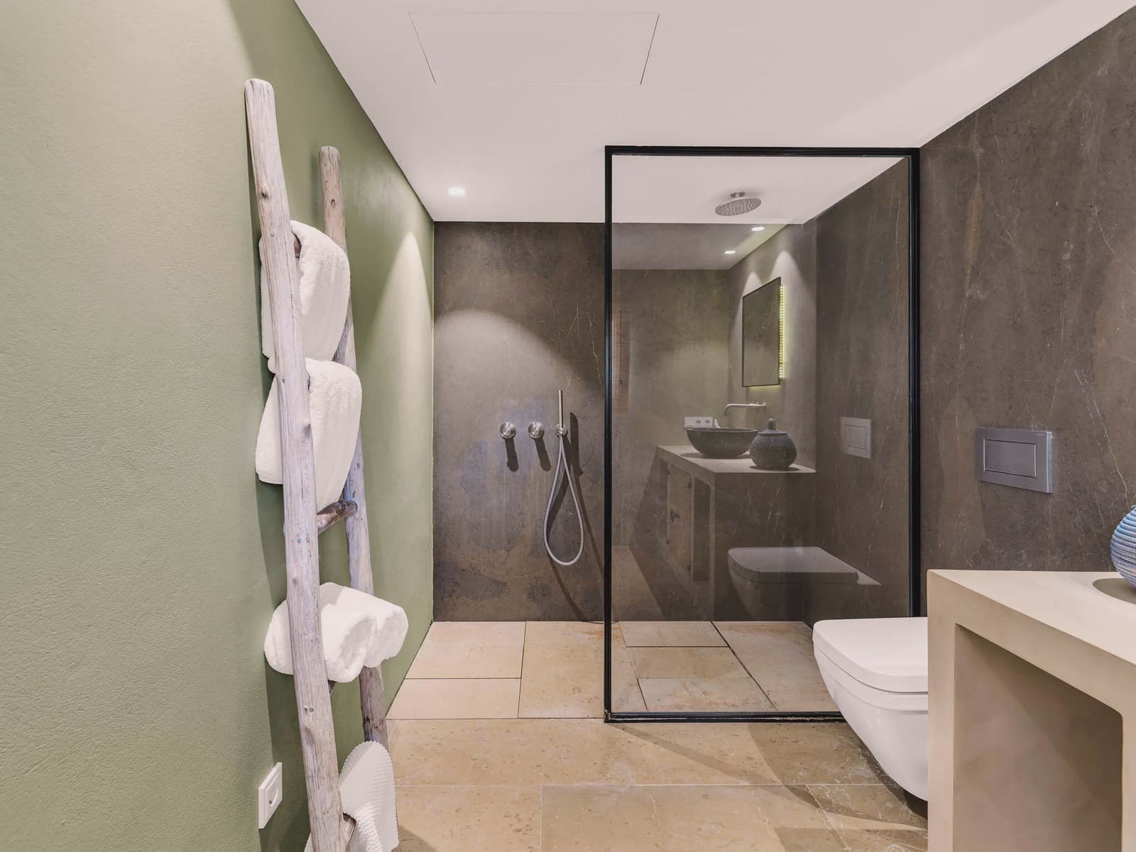 6 bedroom Villa for sale in Santa Gertrudis de Fruitera with pool garage - € 6,800,000 (Ref: 8477136)