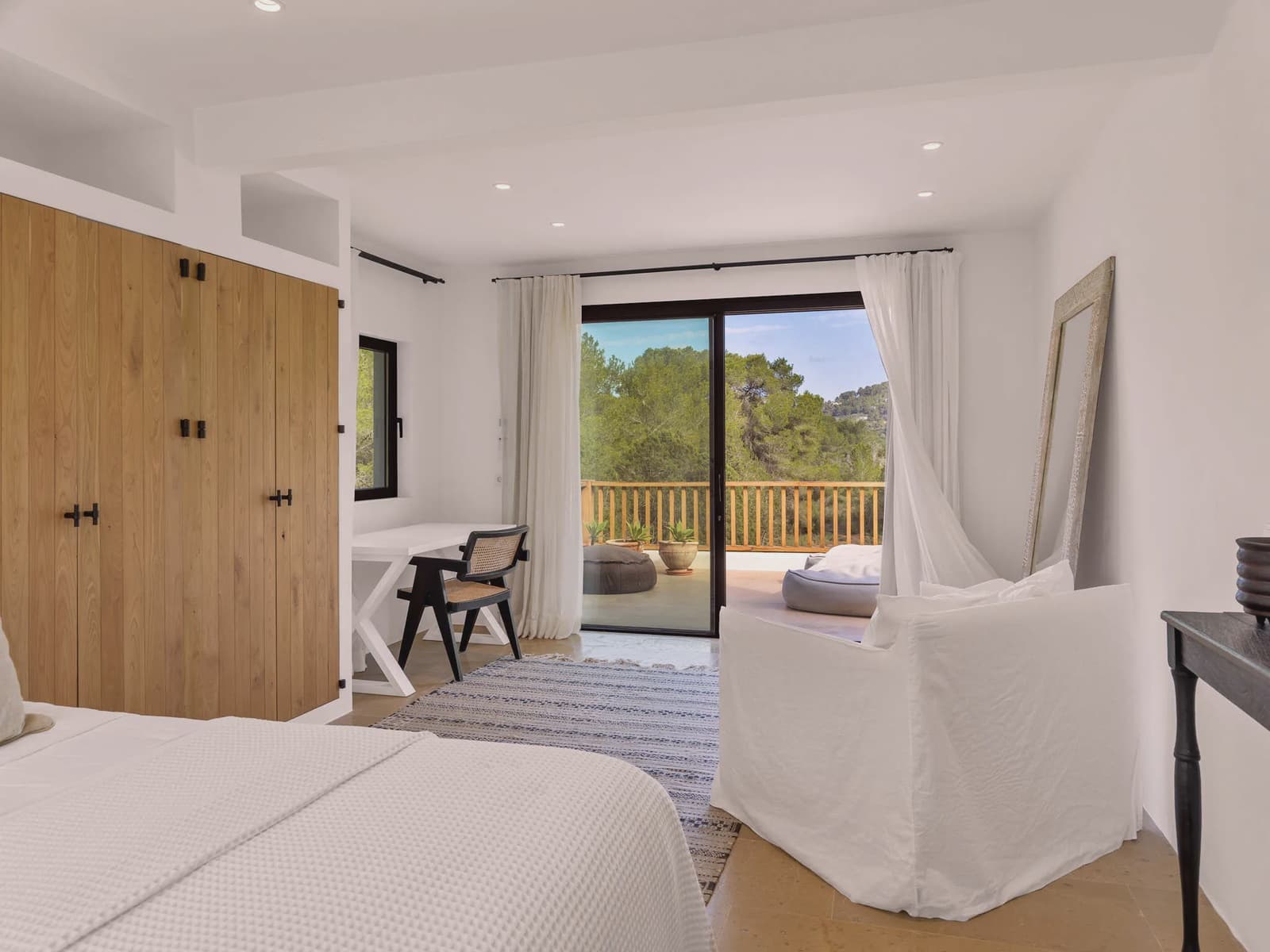 6 bedroom Villa for sale in Santa Gertrudis de Fruitera with pool garage - € 6,800,000 (Ref: 8477136)