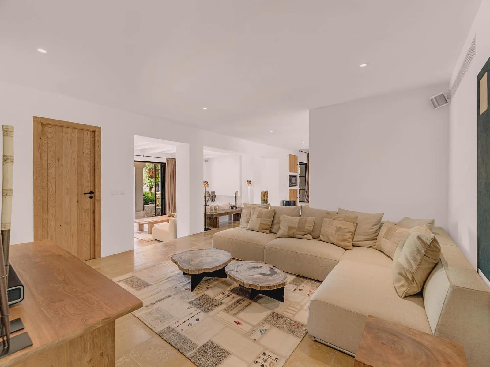 6 bedroom Villa for sale in Santa Gertrudis de Fruitera with pool garage - € 6,800,000 (Ref: 8477136)